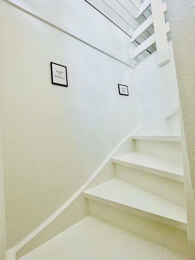 Aday - Modern 2 Bedroom Charming Central Apartment With Public Parking オールボー エクステリア 写真