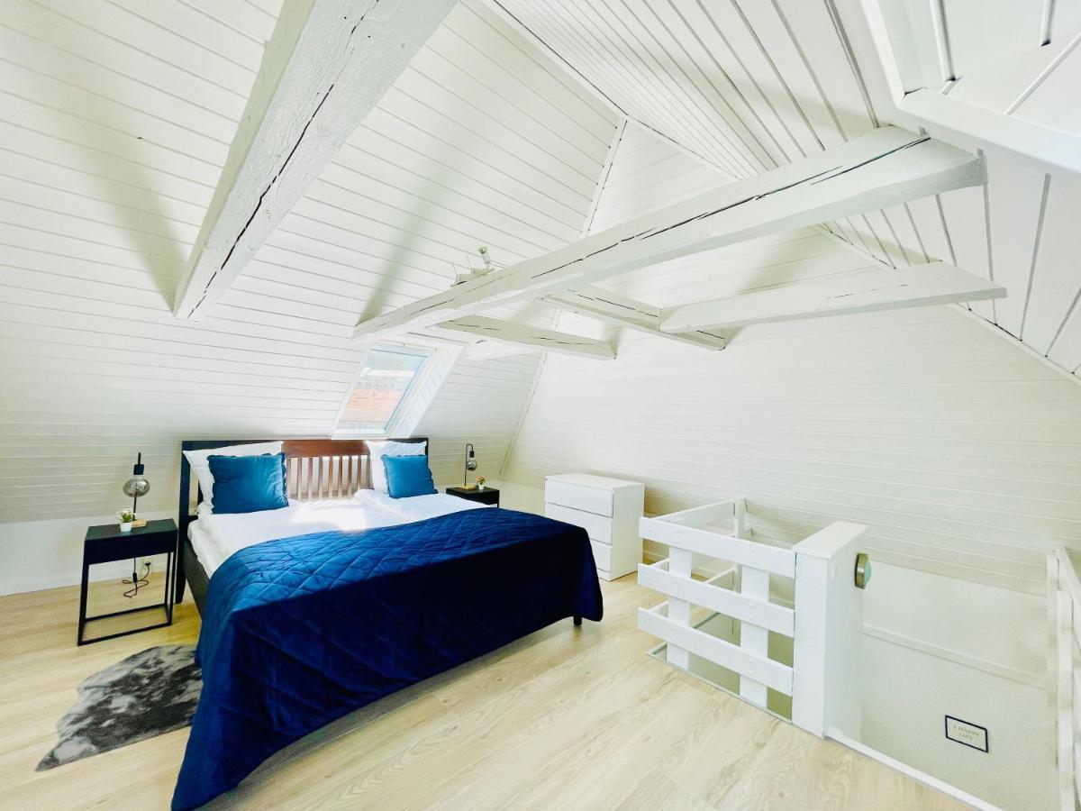 Aday - Modern 2 Bedroom Charming Central Apartment With Public Parking オールボー エクステリア 写真